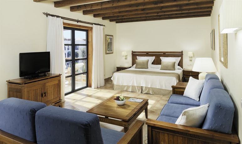 Imagen de la habitación del Hotel Princesa Yaiza Suite Resort. Foto 7