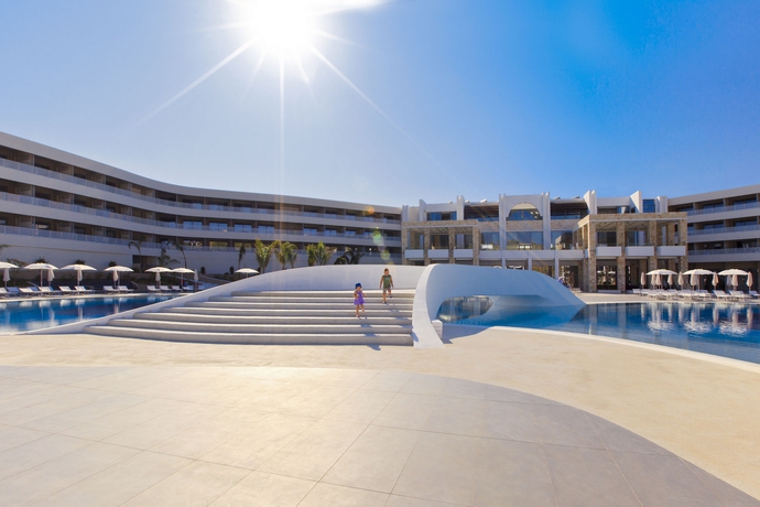Imagen de la piscina del Hotel Princess Andriana Resort and Spa – Ultra All Inclusive. Foto 15