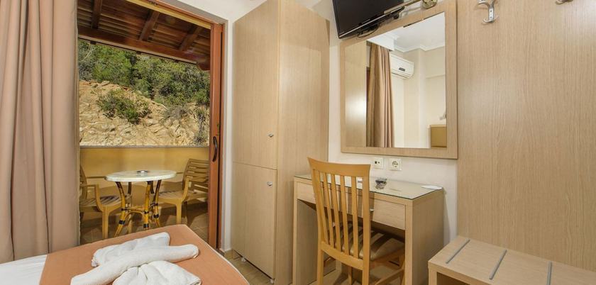 Imagen de la habitación del Hotel Princess, Aristotelis. Foto 13