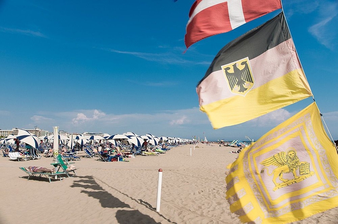 Imagen de los exteriores del Hotel Princess, Bibione. Foto 12