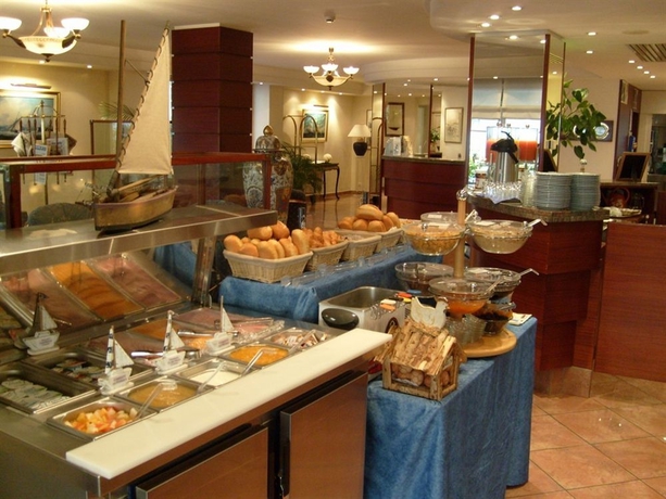 Imagen del bar/restaurante del Hotel Princess Et Richmond. Foto 2
