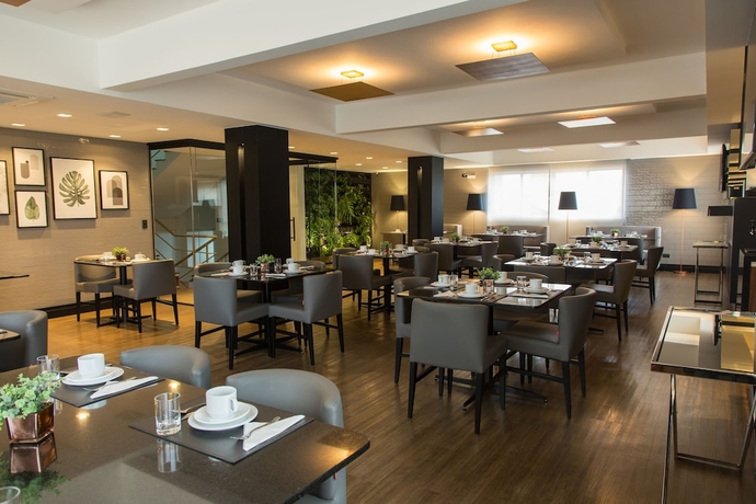 Imagen del bar/restaurante del Hotel Princess Express. Foto 5