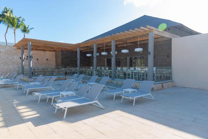 Imagen del bar/restaurante del Hotel Princess Family Club Bavaro. Foto 9