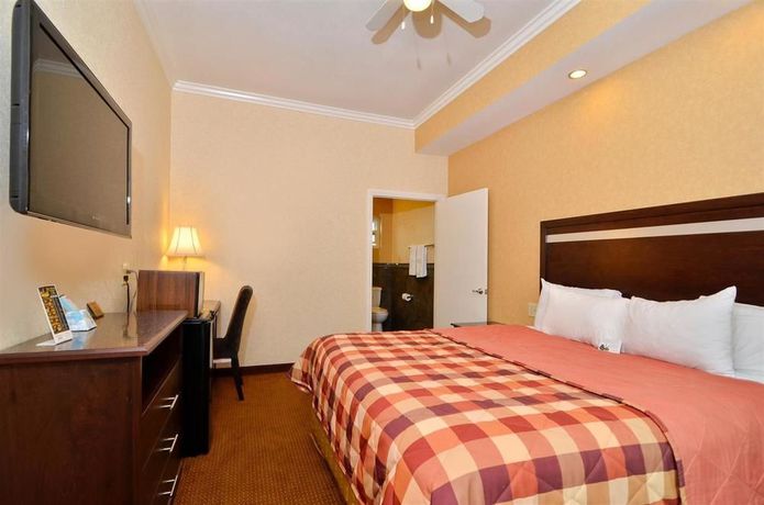 Imagen de los exteriores del Hotel Princess Inn. Foto 16