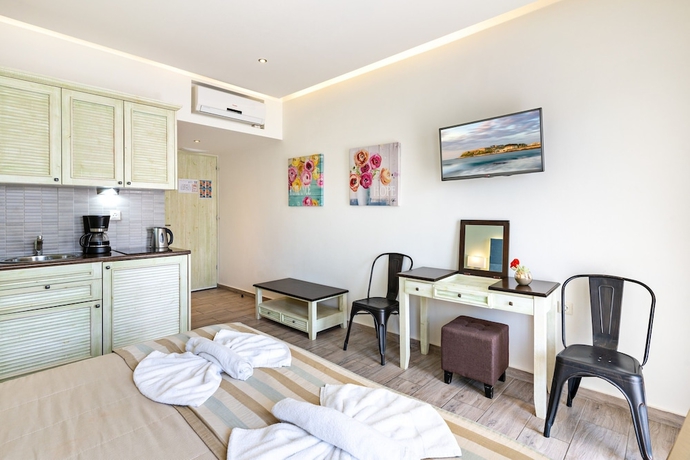 Imagen de la habitación del Hotel Princess Irini Sea Front. Foto 5