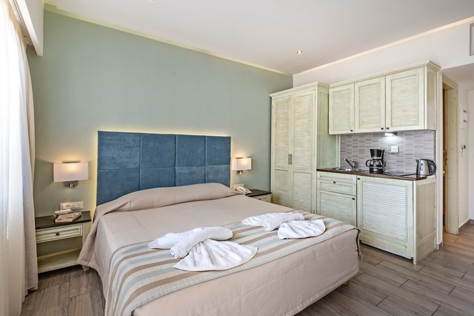 Imagen de la habitación del Hotel Princess Irini Sea Front. Foto 13