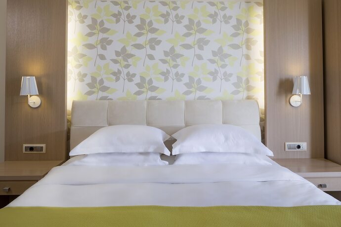 Imagen de la habitación del Hotel Princess Kyniska Suites. Foto 17