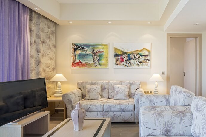 Imagen de la habitación del Hotel Princess Kyniska Suites. Foto 18