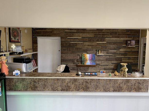 Imagen de los interiores del Hotel Princess Motel Maryville. Foto 20