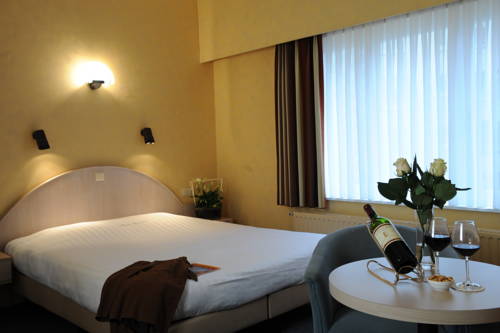 Imagen de la habitación del Hotel Princess, Ostende. Foto 14