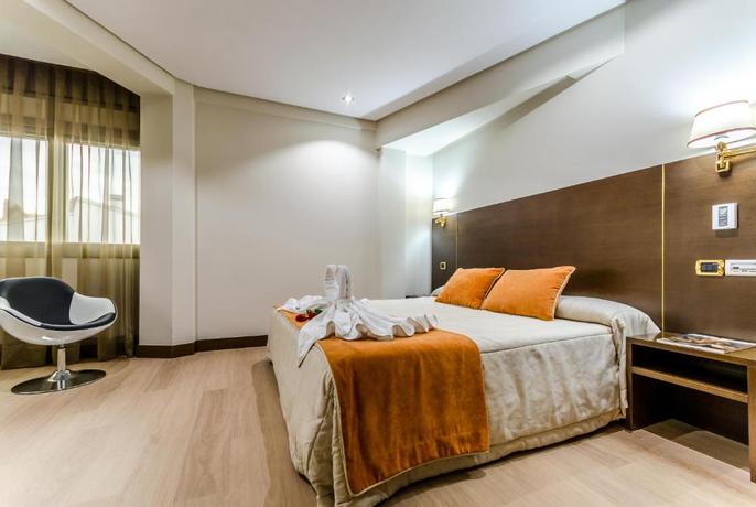 Imagen de la habitación del Hotel Princess, Ourense. Foto 2