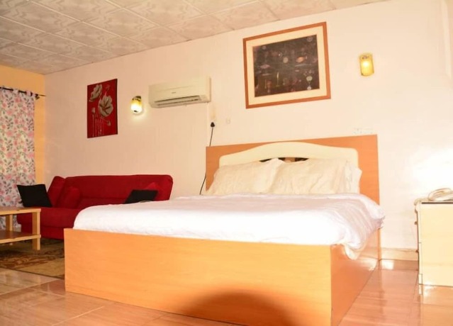 Imagen de la habitación del Hotel Princess Paradise Suites. Foto 10