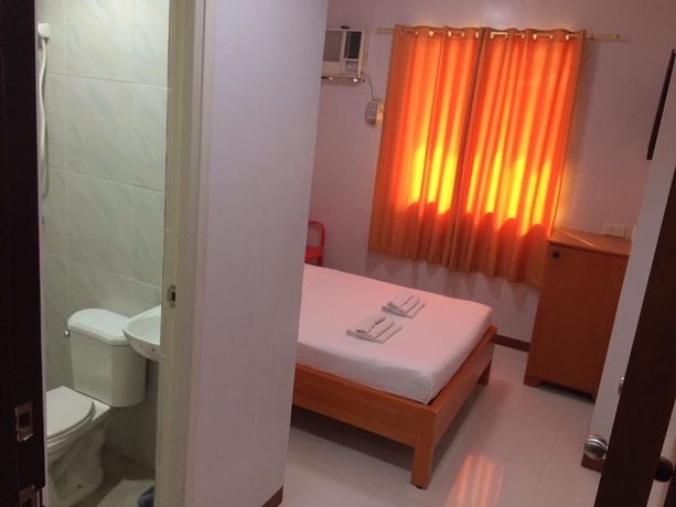 Imagen de la habitación del Hotel Princess Perrine Suites. Foto 3