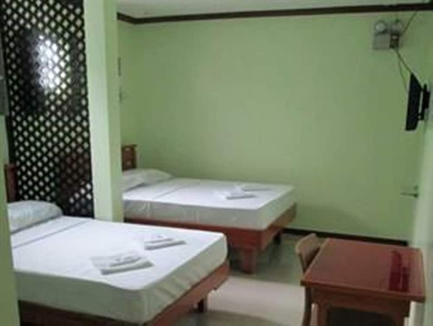 Imagen de la habitación del Hotel Princess Perrine Suites. Foto 8