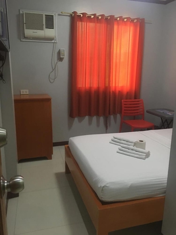 Imagen de la habitación del Hotel Princess Perrine Suites. Foto 15