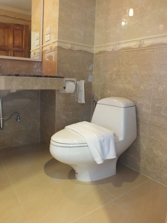 Imagen de la habitación del Hotel Princess River Kwai. Foto 8