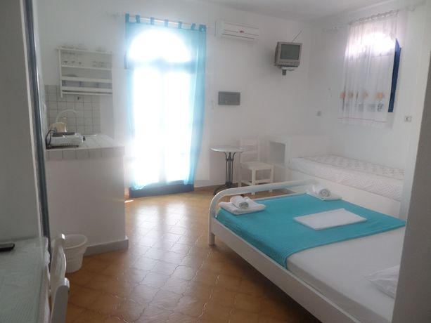 Imagen de la habitación del Hotel Princess Santorini Villa. Foto 14