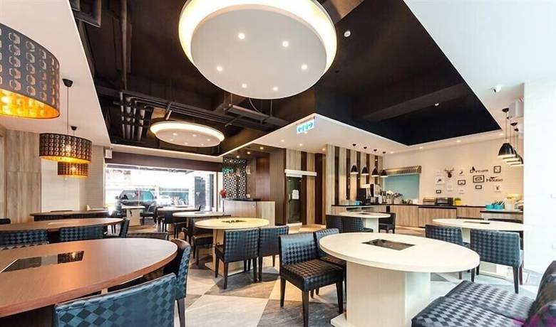 Imagen de los interiores del Hotel Princess and Elephant. Foto 16