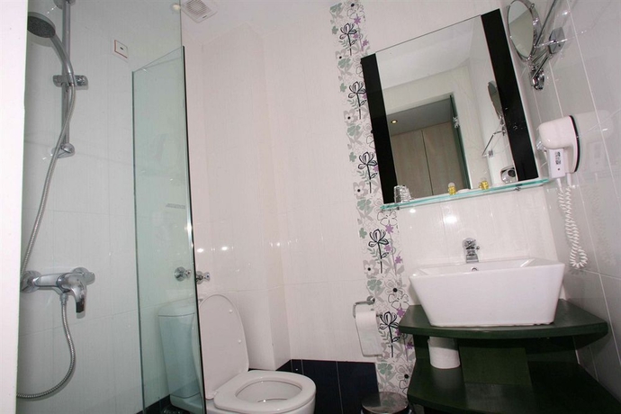 Imagen de la habitación del Hotel Princessa Riviera Resort. Foto 8