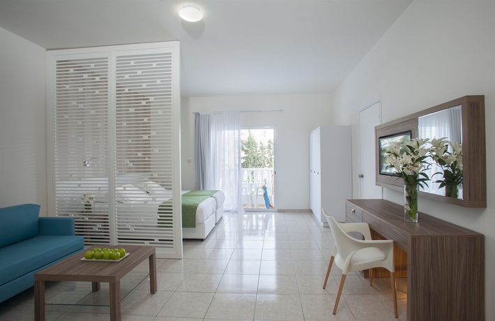 Imagen de la habitación del Hotel Princessa Vera Apartments. Foto 5