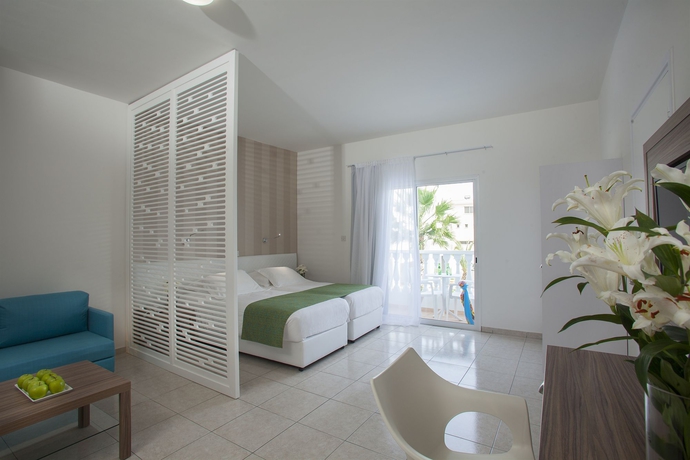 Imagen de la habitación del Hotel Princessa Vera Apartments. Foto 6