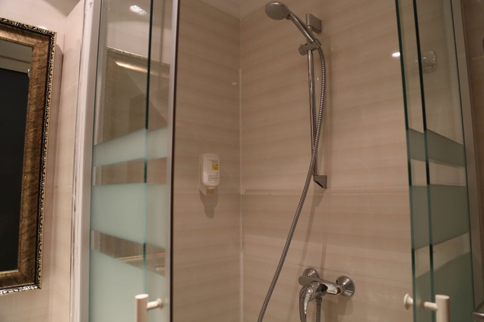 Imagen de la habitación del Hotel Princesse Isabelle. Foto 13