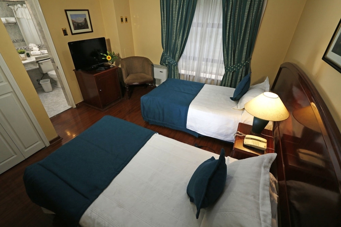 Imagen de la habitación del Hotel Principado De Asturias. Foto 12
