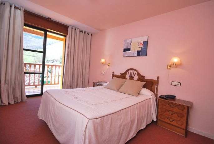 Imagen de la habitación del Hotel Principado De Europa. Foto 6