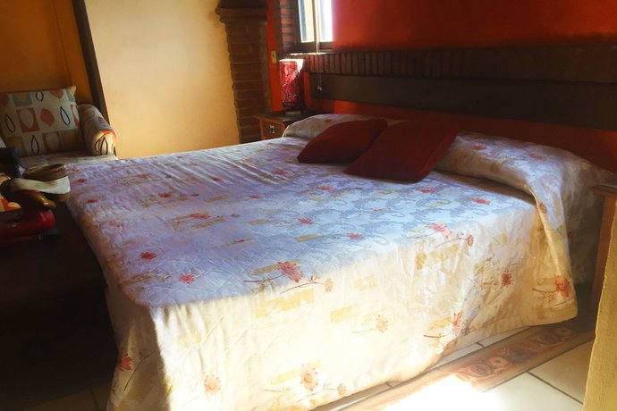 Imagen de la habitación del Hotel Principal. Foto 9