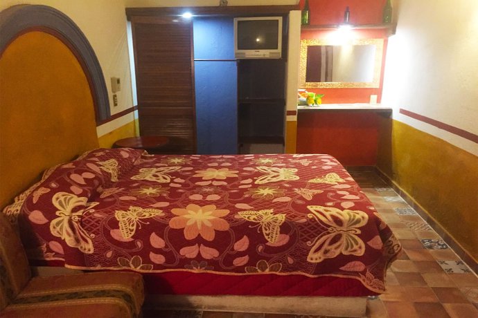 Imagen de la habitación del Hotel Principal. Foto 16