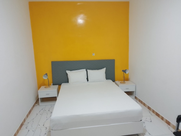 Imagen de la habitación del Hotel Principal. Foto 12