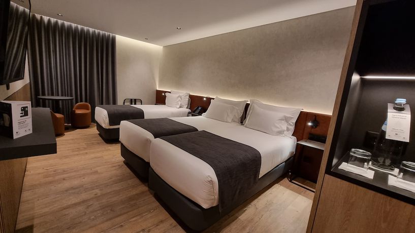 Imagen de la habitación del Hotel Principe Avila. Foto 6