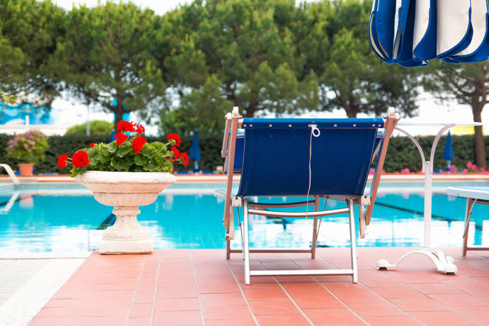 Imagen de los exteriores del Hotel Principe Bibione. Foto 11