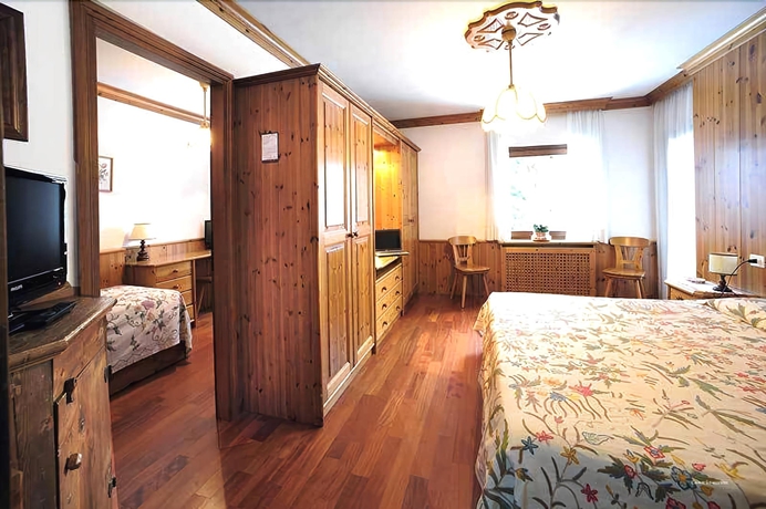 Imagen de la habitación del Hotel Principe, Cortina d'Ampezzo . Foto 10