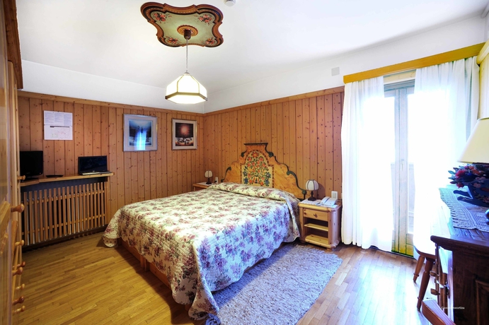 Imagen de la habitación del Hotel Principe, Cortina d'Ampezzo . Foto 11