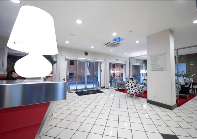 Imagen de los interiores del Hotel Principe D'aragona. Foto 7