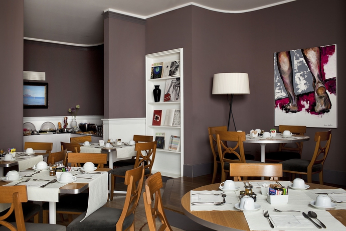 Imagen del bar/restaurante del Hotel Principe Di Villafranca. Foto 3