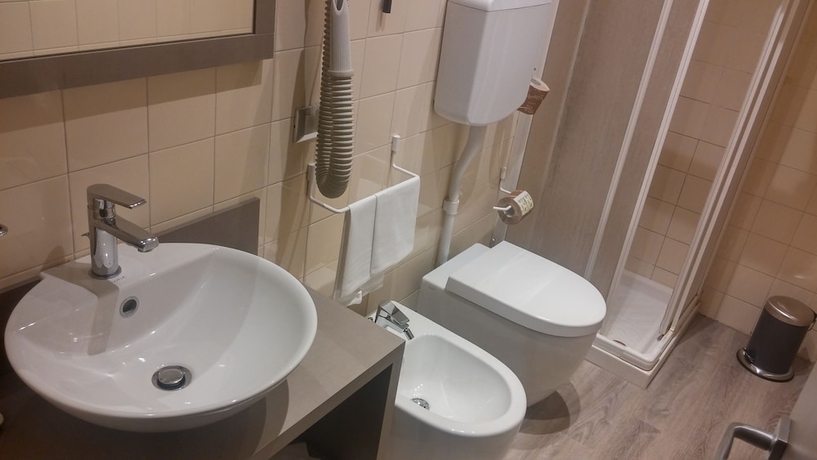 Imagen de la habitación del Hotel Principe, Modena. Foto 15