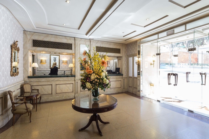 Imagen de los interiores del Hotel Principe Pio. Foto 16