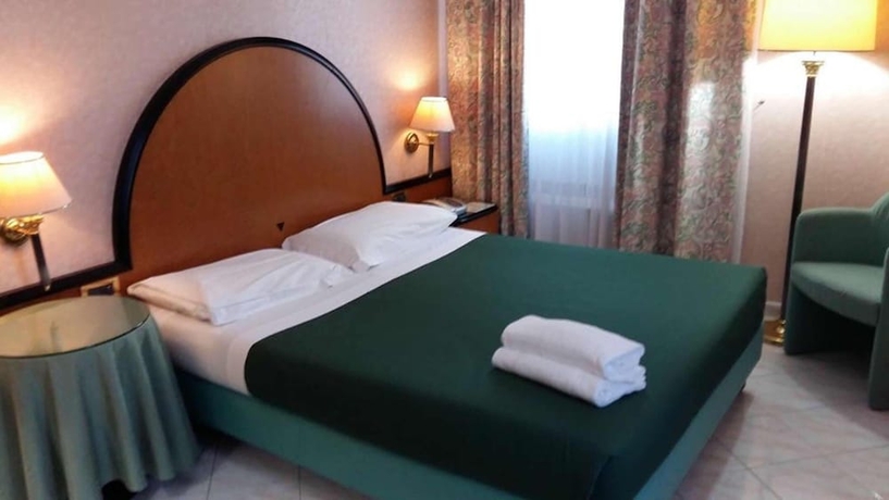 Imagen de la habitación del Hotel Principe, Pomezia. Foto 10