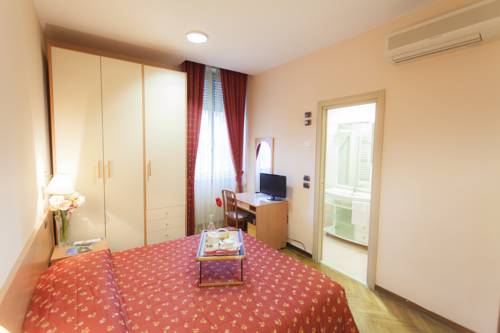 Imagen de la habitación del Hotel Principe, Salsomaggiore Terme. Foto 4