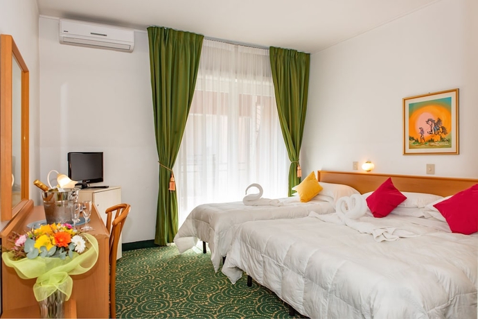 Imagen de la habitación del Hotel Principe, San Remo. Foto 2