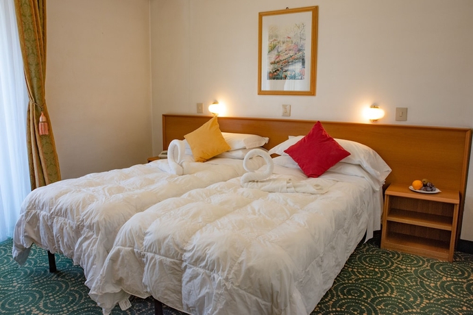 Imagen de la habitación del Hotel Principe, San Remo. Foto 3