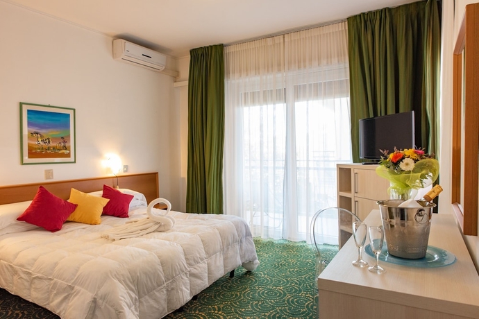 Imagen de la habitación del Hotel Principe, San Remo. Foto 6