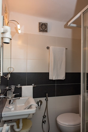 Imagen de la habitación del Hotel Principe, San Remo. Foto 12
