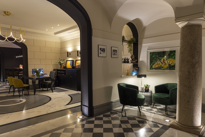 Imagen de los interiores del Hotel Principe Torlonia. Foto 17