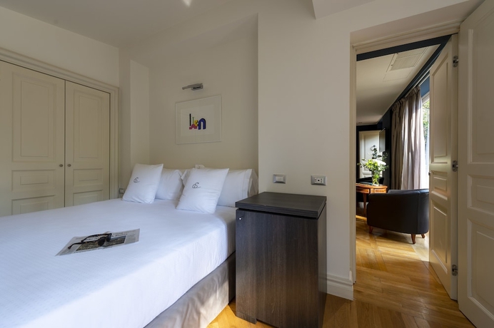 Imagen de la habitación del Hotel Principe Torlonia. Foto 13