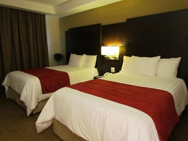 Imagen de la habitación del Hotel Principe and Suites. Foto 4