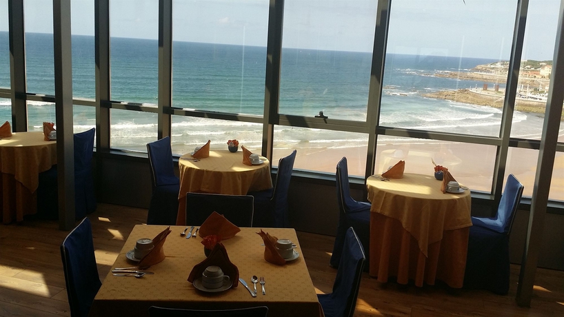 Imagen del bar/restaurante del Hotel Principe de Asturias. Foto 4