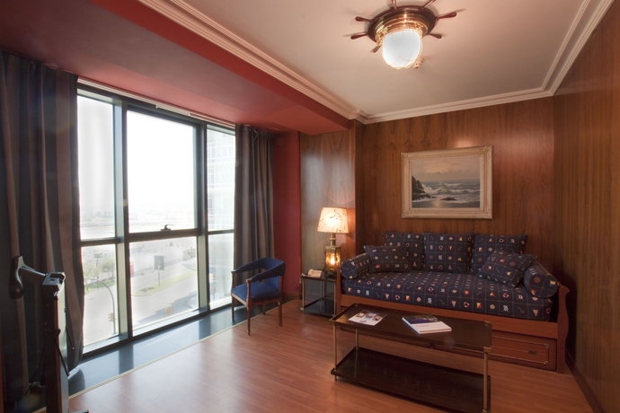 Imagen de la habitación del Hotel Principe de Asturias. Foto 8